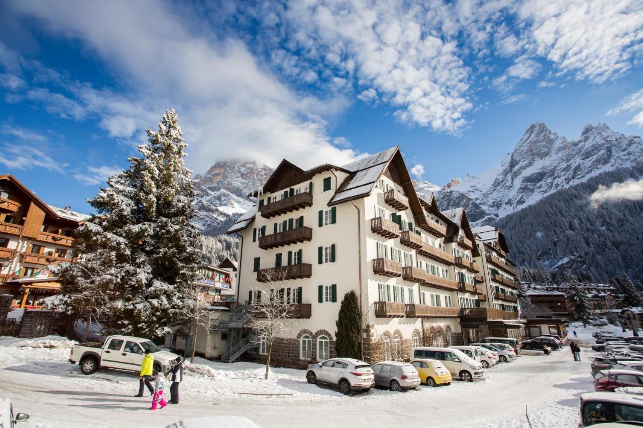 Th San Martino - Majestic Dolomiti Hotel سان مارتينو دي ديكاسْتْرْ المظهر الخارجي الصورة