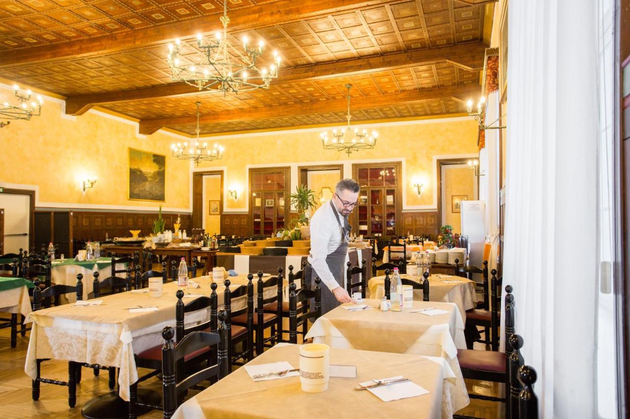 Th San Martino - Majestic Dolomiti Hotel سان مارتينو دي ديكاسْتْرْ المظهر الخارجي الصورة